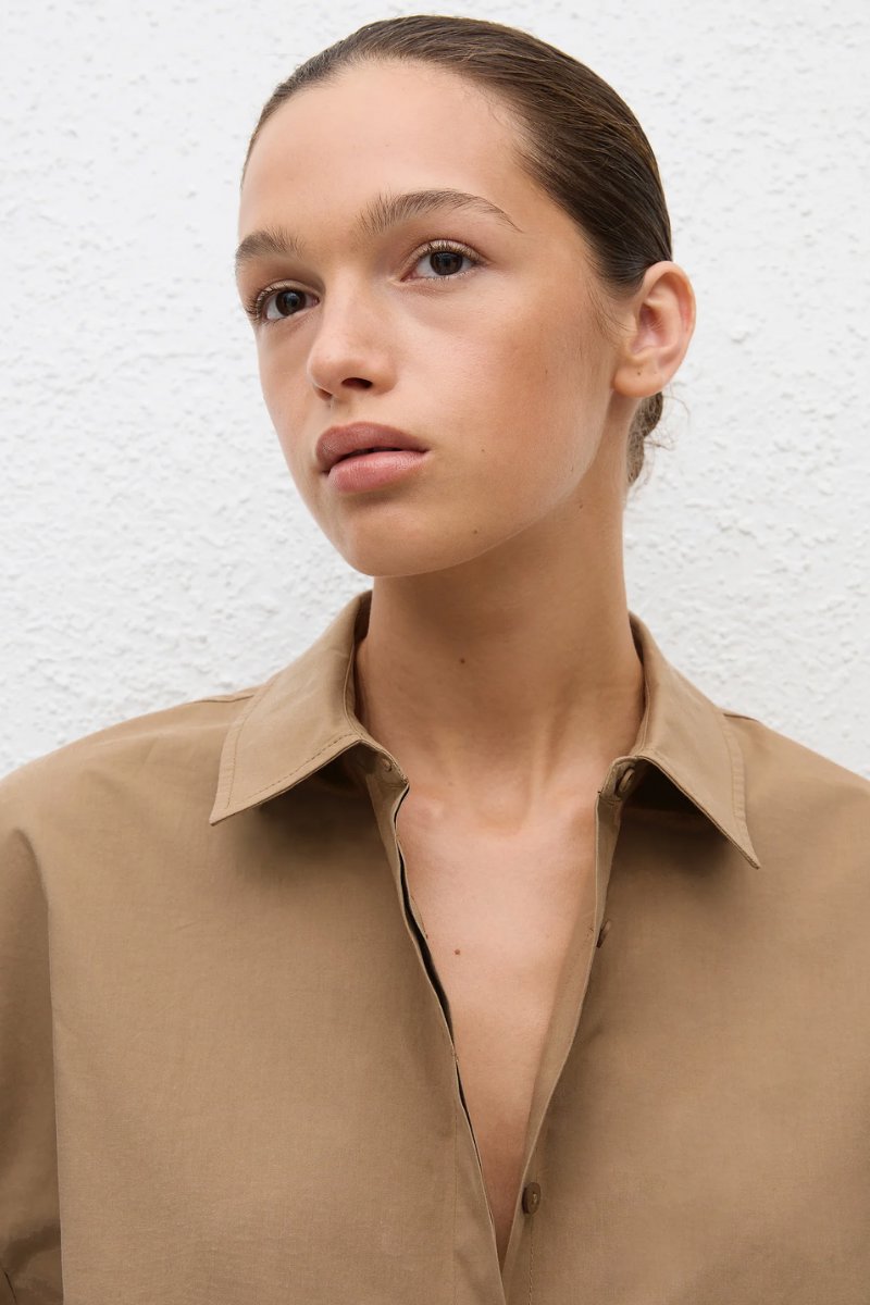 RELAXED SLEEVELESS SHIRT-STONE Tops Matteau