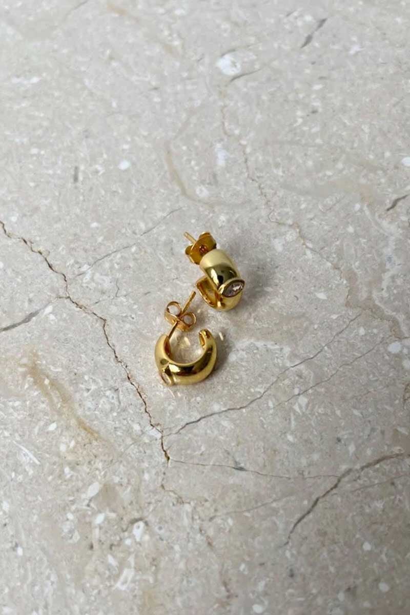 DIAMONTE EYE HUGGIE-GOLD Jewellery Anna Rossi Jewellery Uni Gold