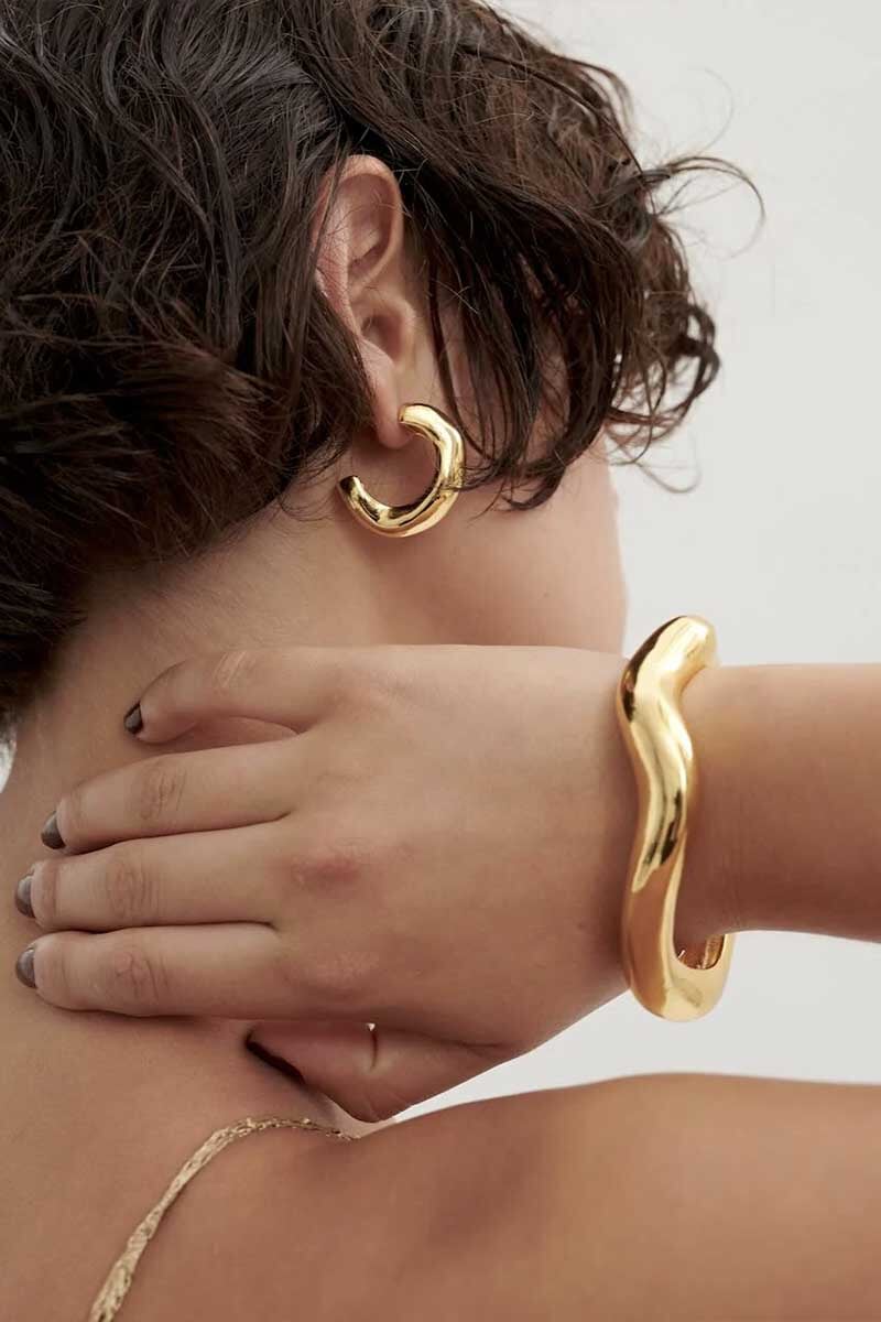 THE WAVE BANGLE CUFF-GOLD Jewellery Anna Rossi Jewellery
