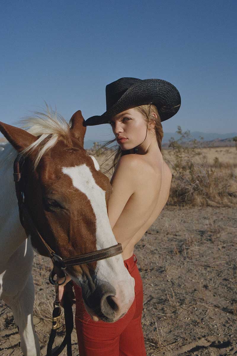 THE OUTLAW-BLACK Hats Lack of Color