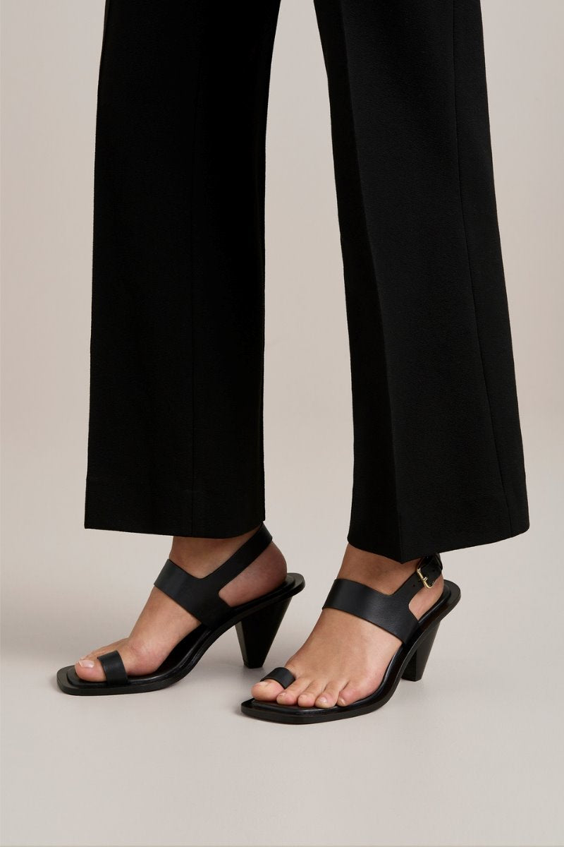 THE LELAND HEELED SANDAL-BLACK Footwear A.Emery