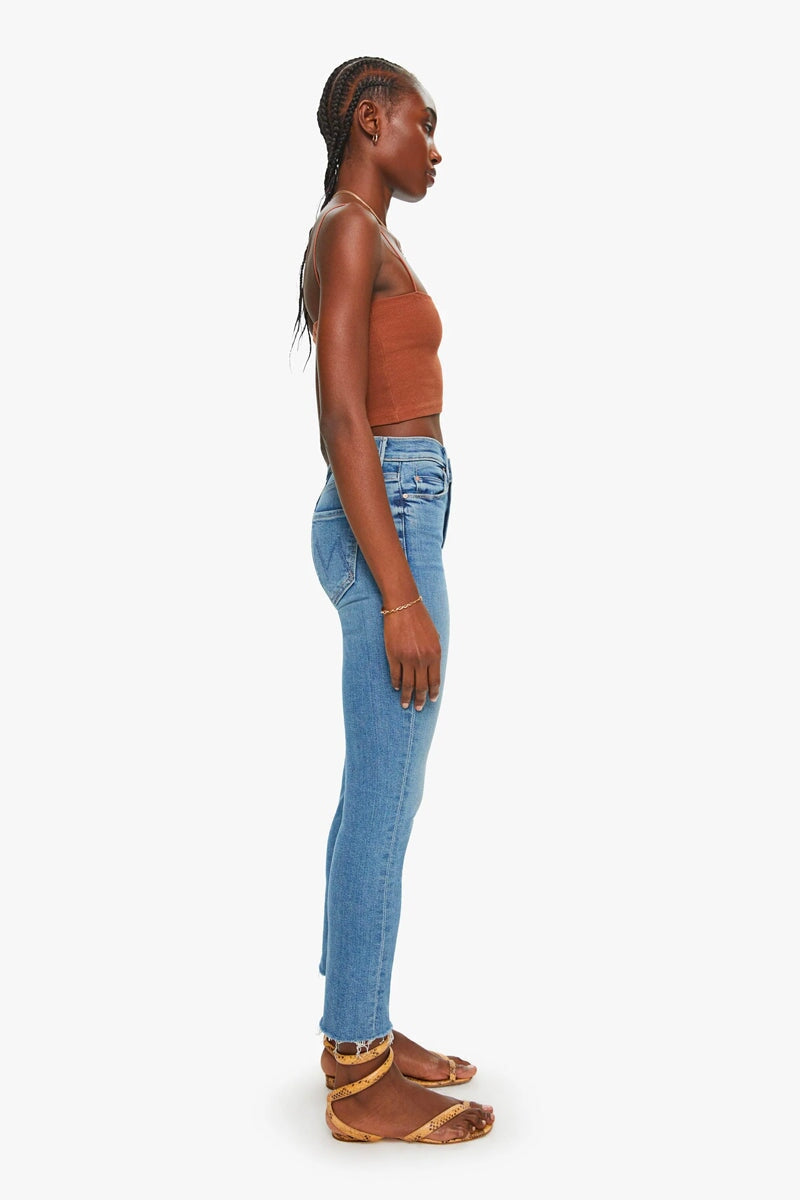 THE MID RISE DAZZLER ANKLE FRAY-RIDING THE CLIFFSIDE Denim MOTHER