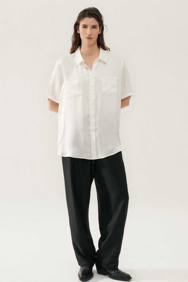 SHORT SLEEVE BOYFRIEND SHIRT-WHITE Tops Silk Laundry