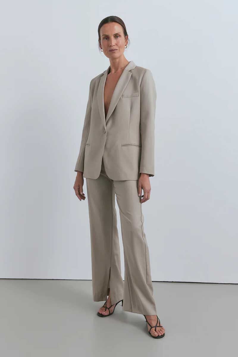 SHERIFF BELTED WOOL BLAZER-TAUPE Blazers Viktoria and Woods