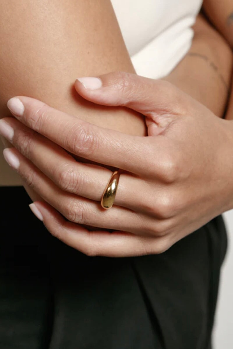 OLIVIA RING-GOLD Jewellery Wolf Circus