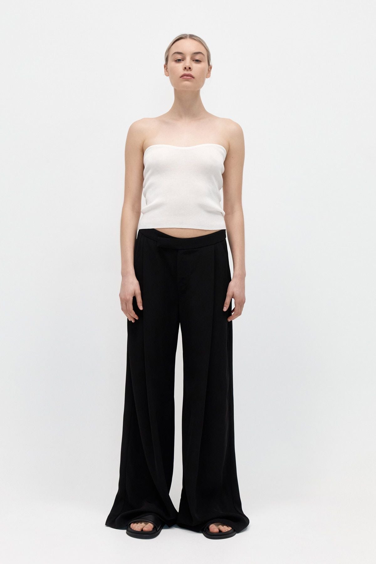CURVE KNIT TOP-WHITE Tops ST AGNI