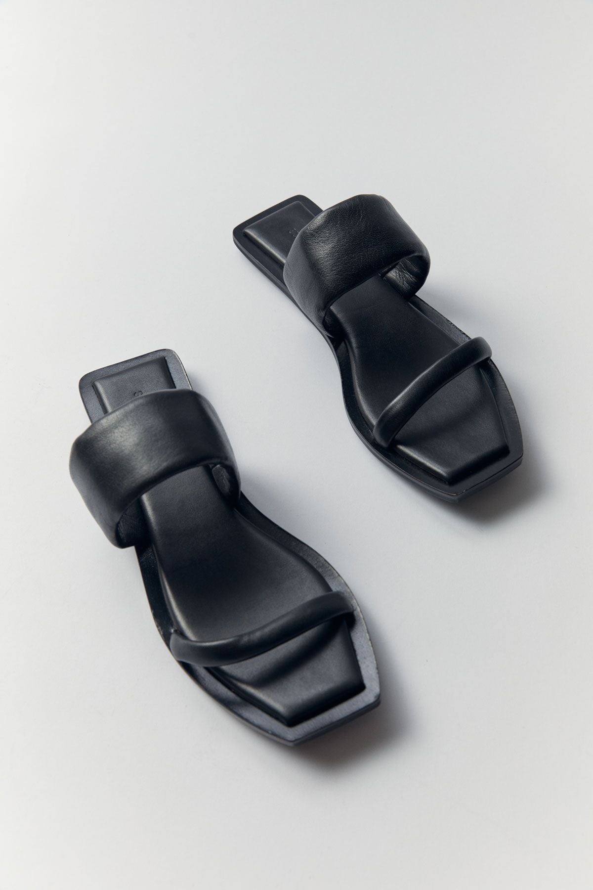 RESORT SLIDE-BLACK Shoes ST AGNI
