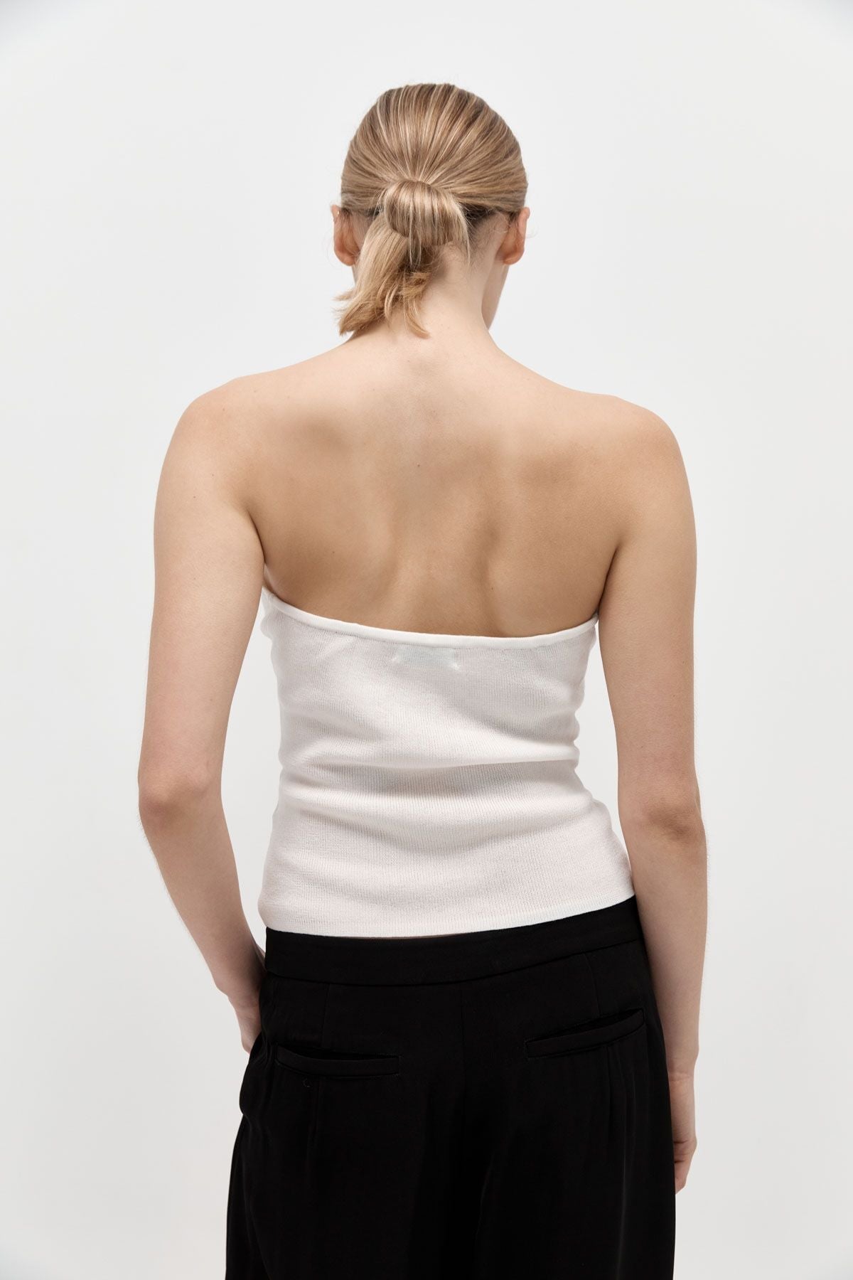 CURVE KNIT TOP-WHITE Tops ST AGNI