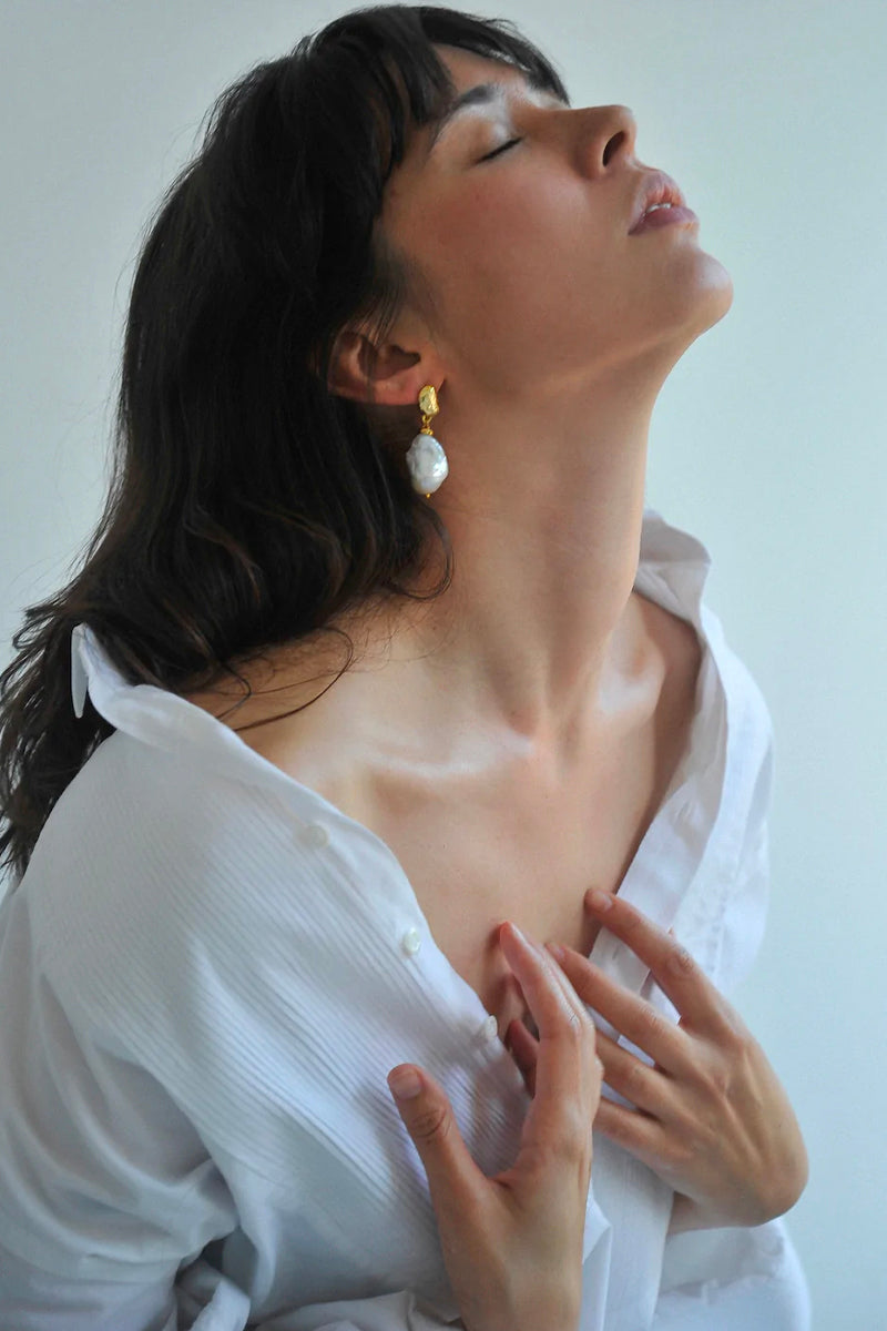 LILA BAROQUE PEARL EARRINGS-GOLD Jewellery BALYCK 