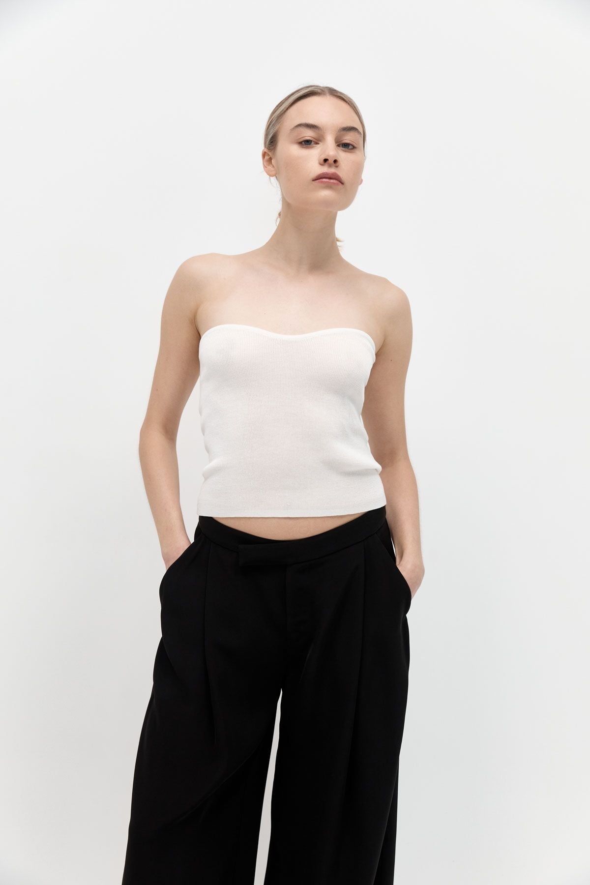 CURVE KNIT TOP-WHITE Tops ST AGNI
