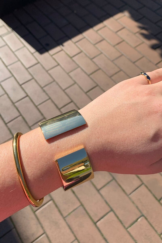 ASYMMETRICAL CUFF-GOLD Jewellery Anna Rossi Jewellery Uni Gold 