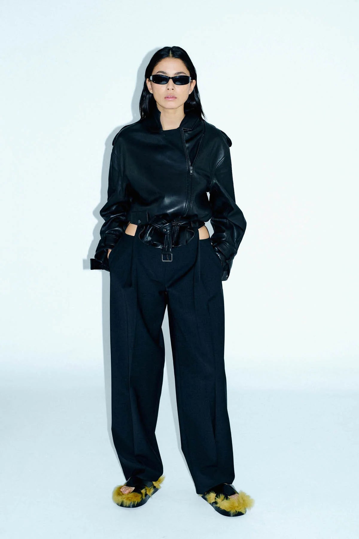 ALMA TAILORED PANT-BLACK Pants Camilla and Marc 