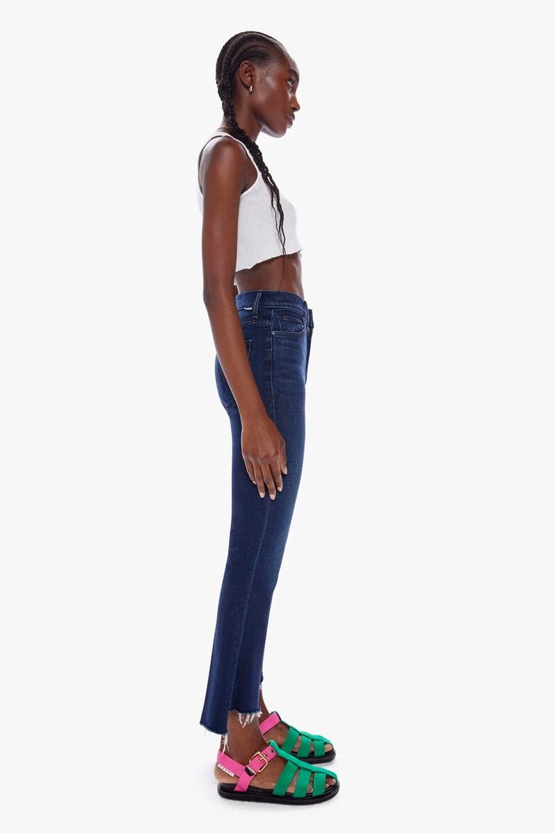 THE INSIDER CROP STEP FRAY-MOVIN ON UP Denim MOTHER 