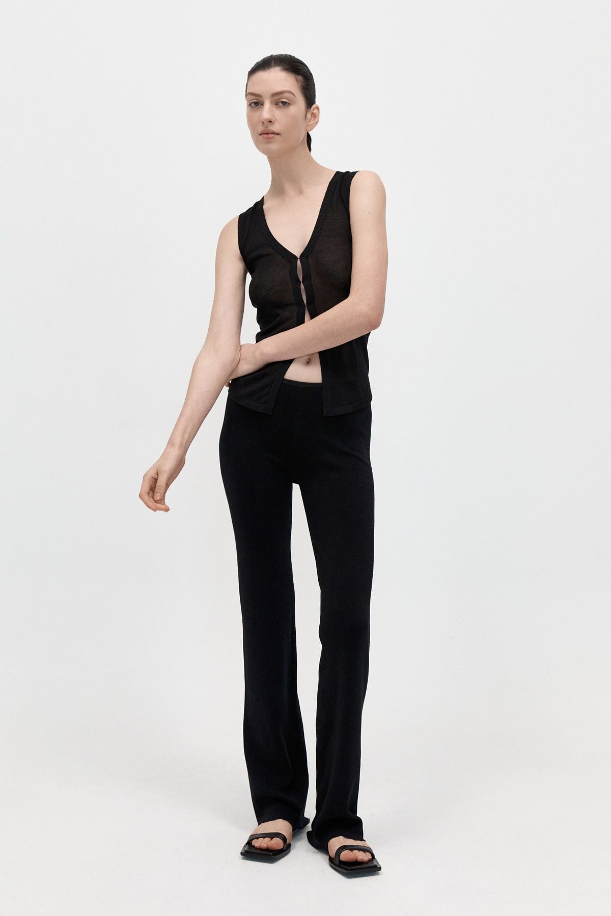 FINE KNIT VEST-BLACK Knitwear ST AGNI XS Black 